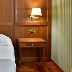 Camera economy con letto queen size